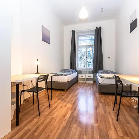 Legerova Apartments Praag Buitenkant foto