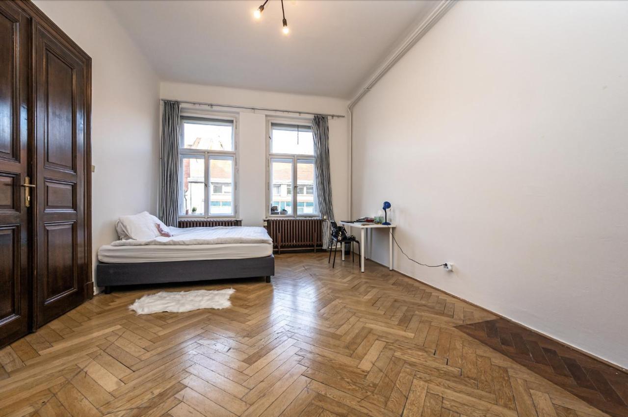 Legerova Appartement *